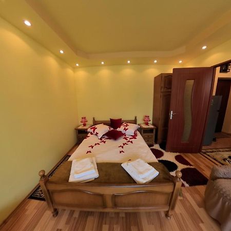 Apartament Cristian Geoagiu Băi Exteriör bild